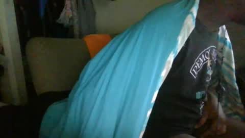 rocker n queen online show from 02.16.25