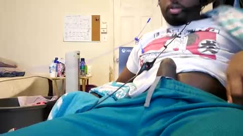 rocker n queen online show from 02.27.25