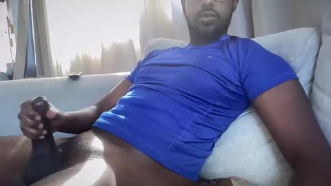 Snapshot of bbcdaevon8inch chatting on 10.15.25 Daevon online show from 10.15.25