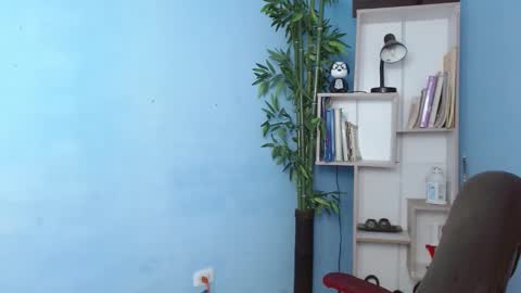 Charlote online show from 02.21.25