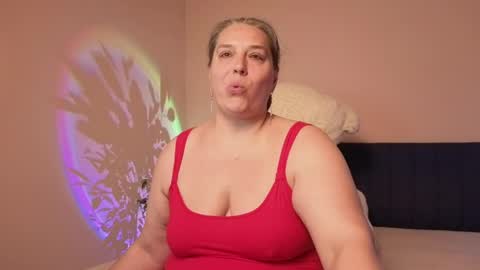 Snapshot of bbw_goddes chatting on 06.07.26 Love online show from 06.07.26