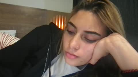 Snapshot of bbypiamia chatting on 03.29.26 bbypiamia online show from 03.29.26