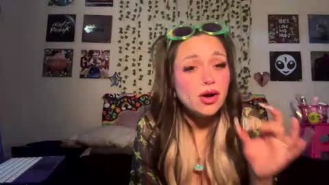 Snapshot of bbyslugggg chatting on 02.25.25 bbyslugggg online show from 02.25.25