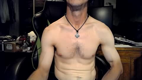 bchillin28 online show from 09.22.25