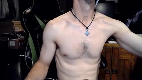 bchillin28 online show from 11.13.25