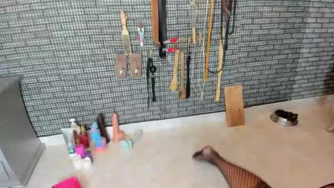 Snapshot of bdsm_meduza chatting on 03.09.26 Meduza online show from 03.09.26