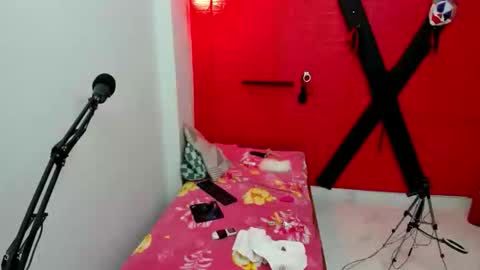 Snapshot of bdsmforever18 chatting on 02.03.26 rever online show from 02.03.26