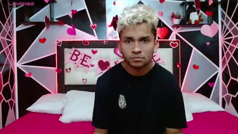 Snapshot of be_sinners chatting on 02.20.25 Sara Juan online show from 02.20.25