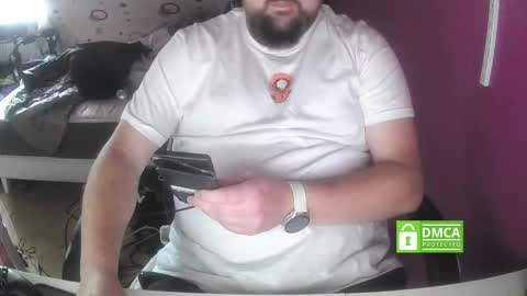 bear90130 online show from 09.10.25