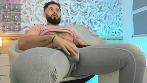 Snapshot of bear_mao_ chatting on 04.15.26 bear_mao_ online show from 04.15.26