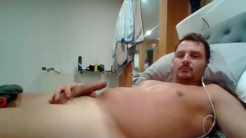 Snapshot of bearboudior chatting on 02.13.26 bearboudior online show from 02.13.26