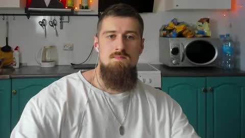 Zeus online show from 12.04.24