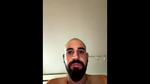 Snapshot of beardedbaldy_09 chatting on 10.19.25 Ask me online show from 10.19.25