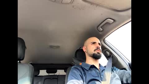 Snapshot of beardedbaldy_09 chatting on 11.04.25 Ask me online show from 11.04.25