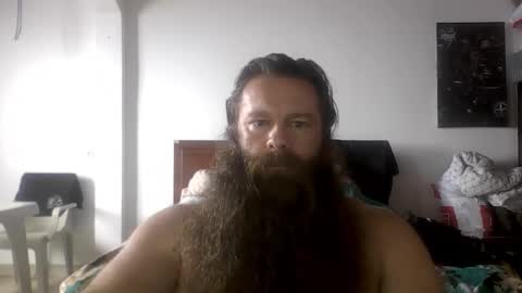 Snapshot of beardeddonkey88 chatting on 10.23.25 beardeddonkey88 online show from 10.23.25