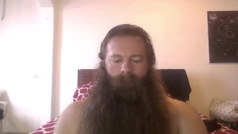 Snapshot of beardeddonkey88 chatting on 11.17.25 beardeddonkey88 online show from 11.17.25