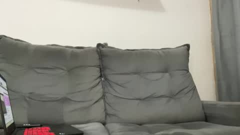 Snapshot of beardmax chatting on 10.26.25 Min online show from 10.26.25