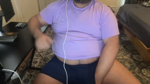 Snapshot of beardudeguy chatting on 11.17.25 beardudeguy online show from 11.17.25