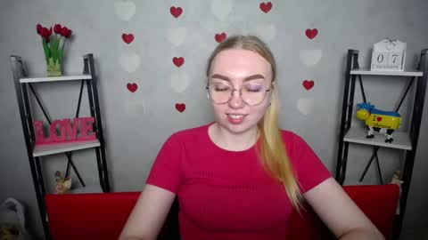 BeatriceFlyy online show from 12.07.24