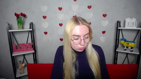 BeatriceFlyy online show from 12.14.24