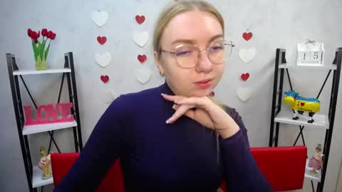 BeatriceFlyy online show from 12.15.24