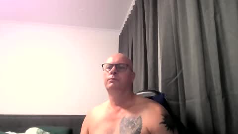 Snapshot of beatsboy87 chatting on 02.10.25 beatsboy87 online show from 02.10.25