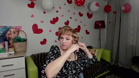 Snapshot of beautiful_lina7 chatting on 02.15.25 your Lana online show from 02.15.25