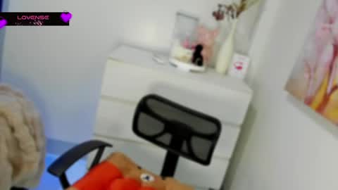 Aleah Mendez online show from 04.26.26