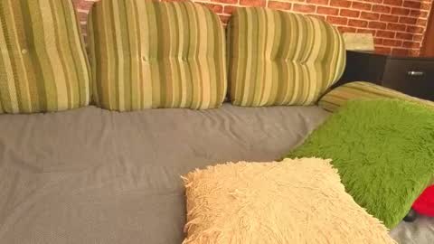 Snapshot of beautifulgina chatting on 11.26.25 Gina online show from 11.26.25