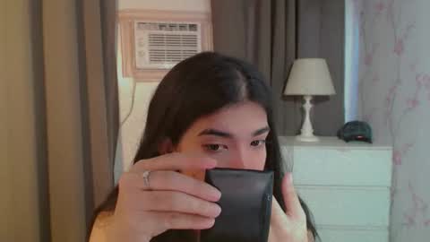 TRIXIE online show from 04.06.26