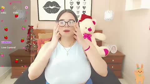 beautty_pink online show from 12.31.24