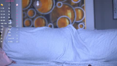 Polly  online show from 09.21.25