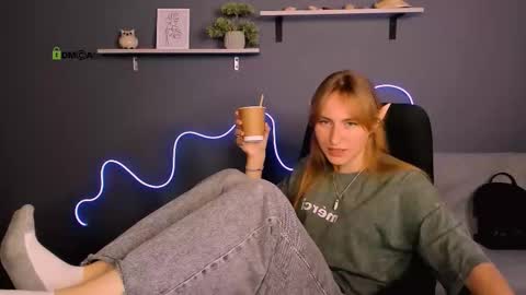 beauty_ginger online show from 09.17.25