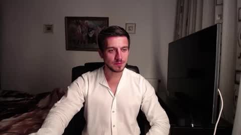 Mia and Jake online show from 09.21.25