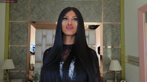 Snapshot of beauty_nina chatting on 05.17.26 beauty_nina online show from 05.17.26