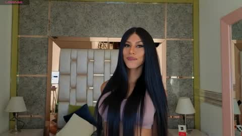 Snapshot of beauty_nina chatting on 05.27.26 beauty_nina online show from 05.27.26