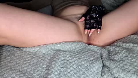 Snapshot of beautybabe9994 chatting on 02.13.26 Beauty Queen online show from 02.13.26