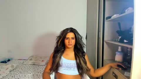 Snapshot of beba_dance chatting on 02.15.26 Lacosta online show from 02.15.26