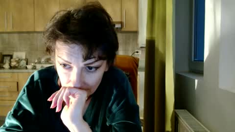Raluca online show from 04.15.26