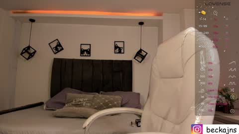 Marzhie online show from 01.30.25