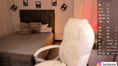 Marzhie online show from 03.12.25