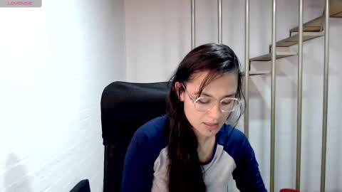 Snapshot of beckdymon chatting on 02.24.25 Daniela online show from 02.24.25