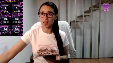 Snapshot of beckdymon chatting on 11.18.25 Daniela online show from 11.18.25