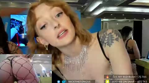 Snapshot of beckthetongue chatting on 08.08.26 Beck the tongue online show from 08.08.26