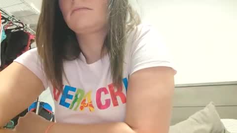 Snapshot of becky2994 chatting on 10.11.25 BECKY BOO online show from 10.11.25