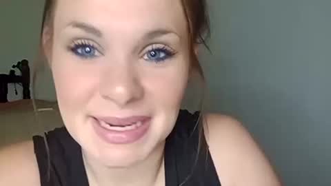 Snapshot of becky2994 chatting on 10.29.25 BECKY BOO online show from 10.29.25