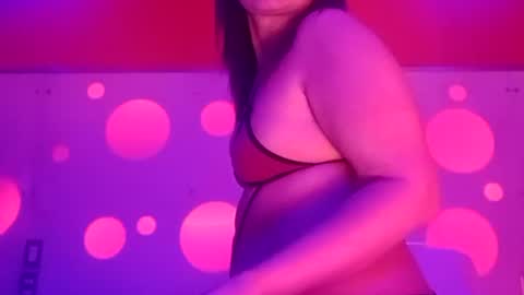 Snapshot of becky2994 chatting on 12.17.25 BECKY BOO online show from 12.17.25