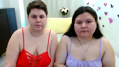 BeckyAndEllen online show from 09.10.25