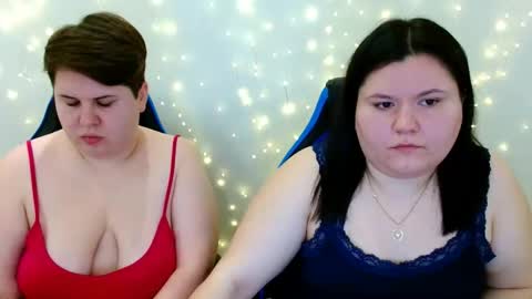 BeckyAndEllen online show from 12.21.25