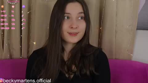 BeckyMartens come join me on    while im offline here  online show from 05.30.26